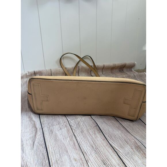 Tory Burch Perforated Tote in‎ Sand Dune Tan Large Oversized Designer - Picture 10 of 16